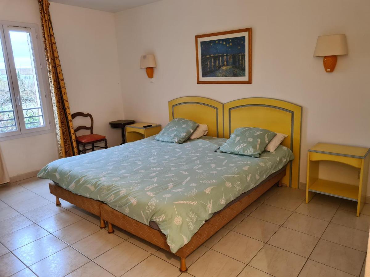 Joli Mazet Provençal de Camargue Vila Arles Exterior foto